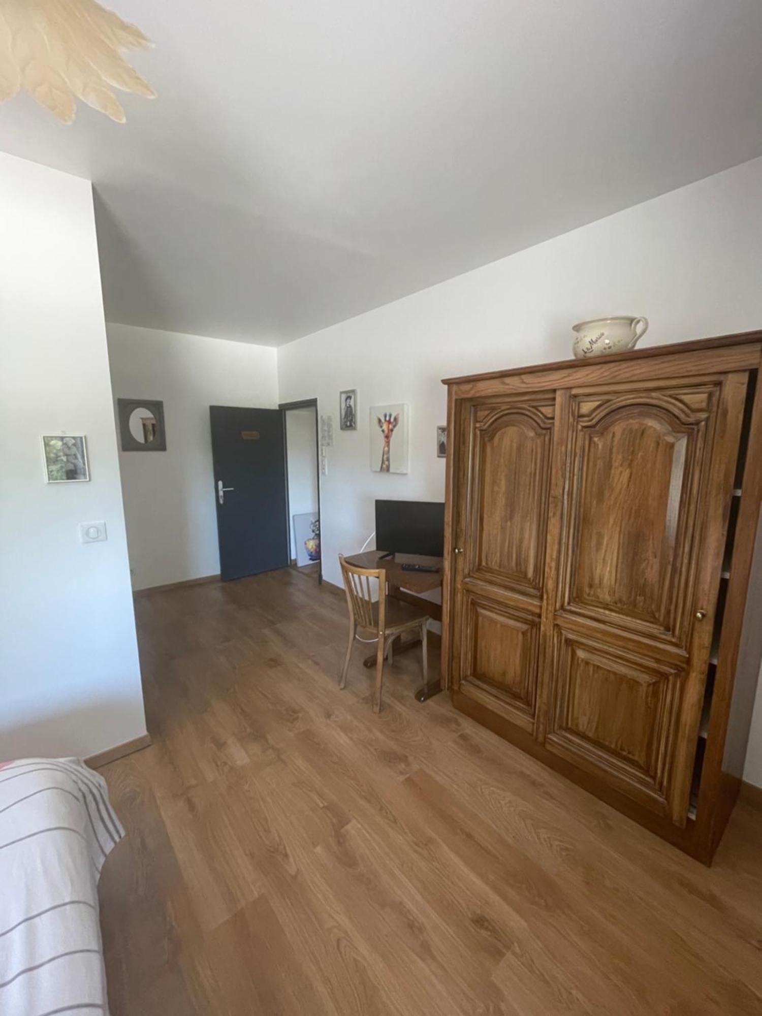 Ar Gavotenn Le Saint Exterior foto